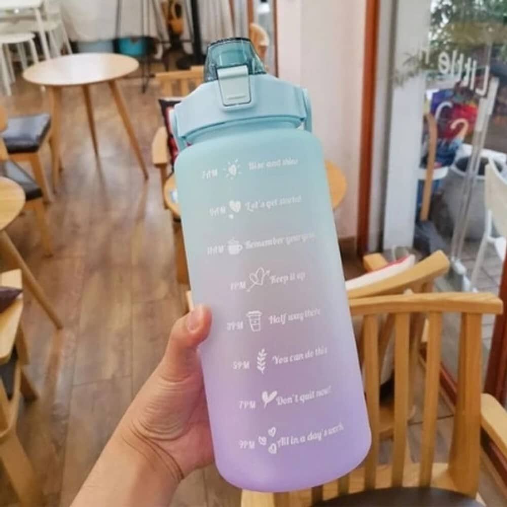 Botella De Agua De 2 Litros Con Pajita Fitness image number 1.0