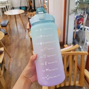Botella De Agua De 2 Litros Con Pajita Fitness