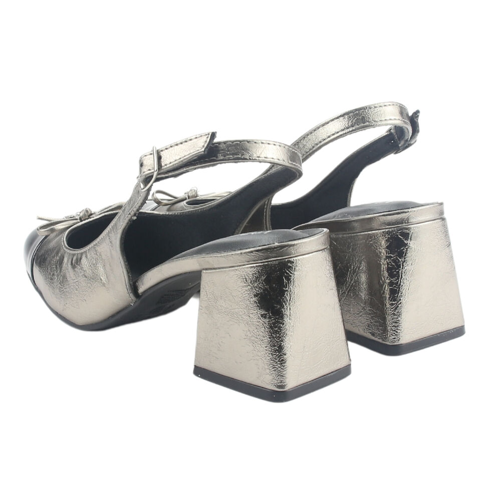 Zapato Via Marte Mujer 067-001-01 Dorado Casual image number 11.0