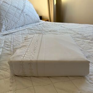 Juego De S&aacute;banas Bordadas Super King Blanco 4 Piezas