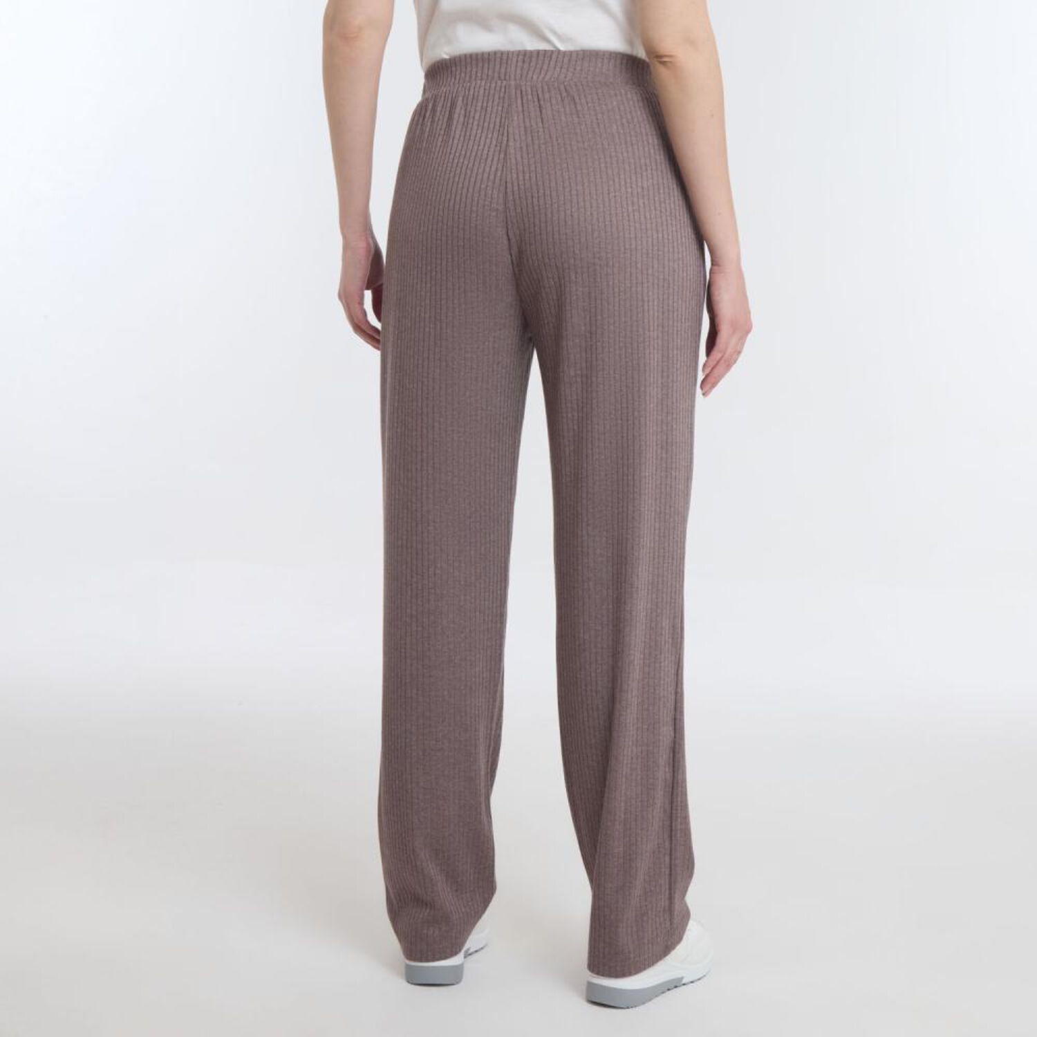 Pantal&oacute;n De Buzo Dise&ntilde;o Rib Tiro Medio Relax Mujer Geeps image number 3.0
