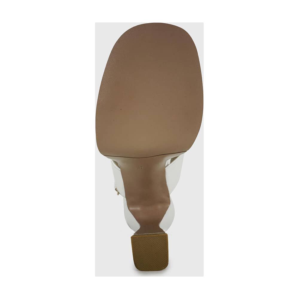 Sandalia Cuero Kader Blanco image number 3.0