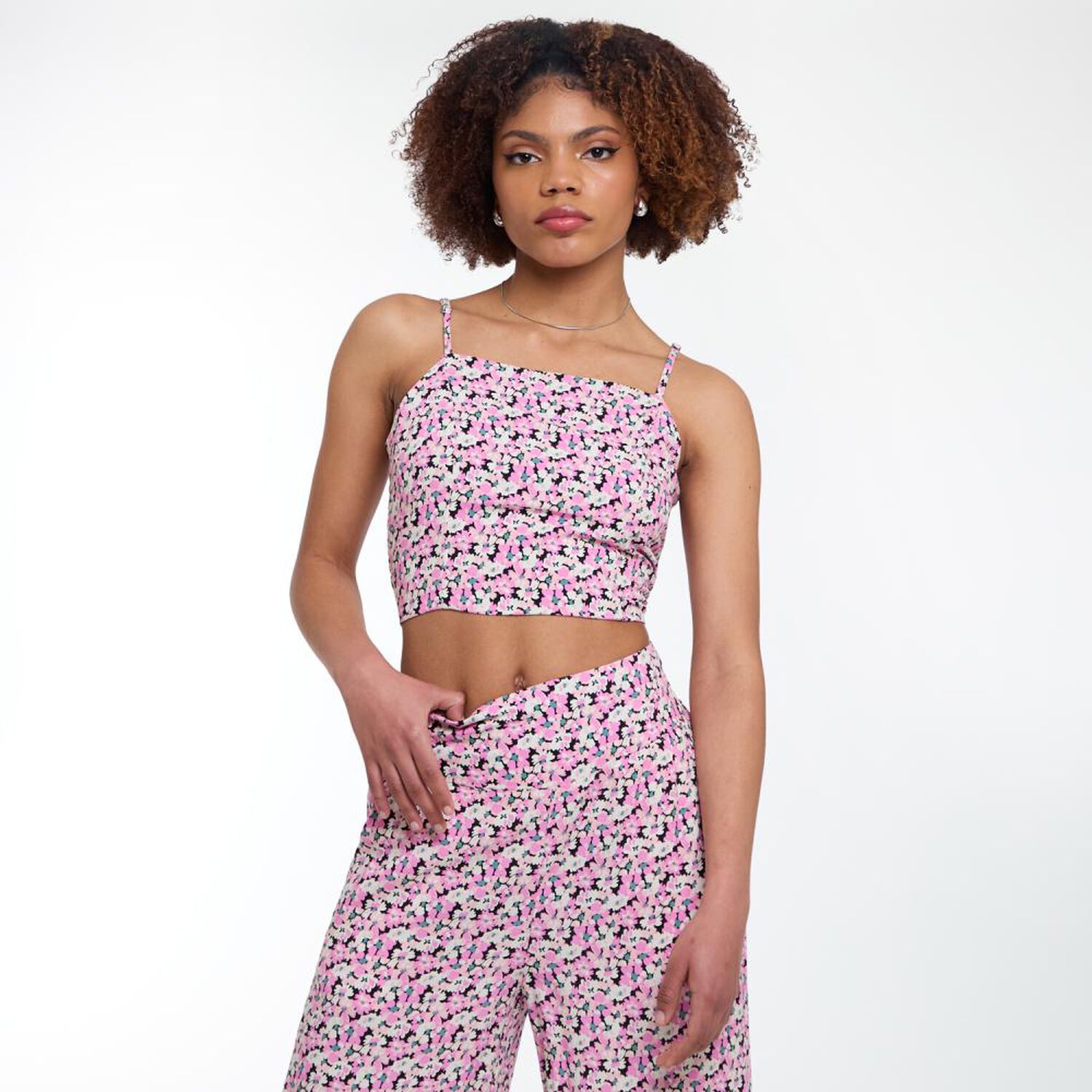 Blusa Crop Sin Mangas Cuello Recto Mujer Rolly Go image number 0.0