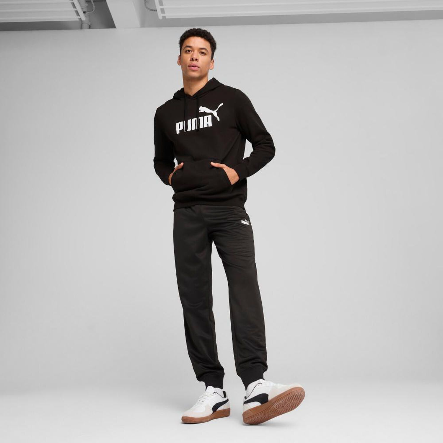 Poler&oacute;n Deportivo Hombre Puma image number 4.0