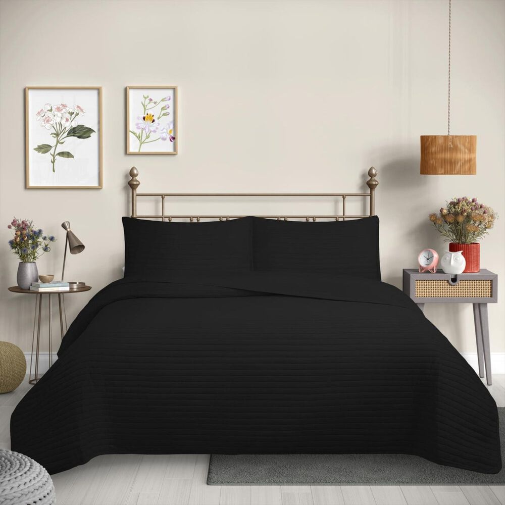 Cubrecama Quilt Reversible 2,5 Plazas Color Negro Lines Collection Martin&eacute; image number 0.0