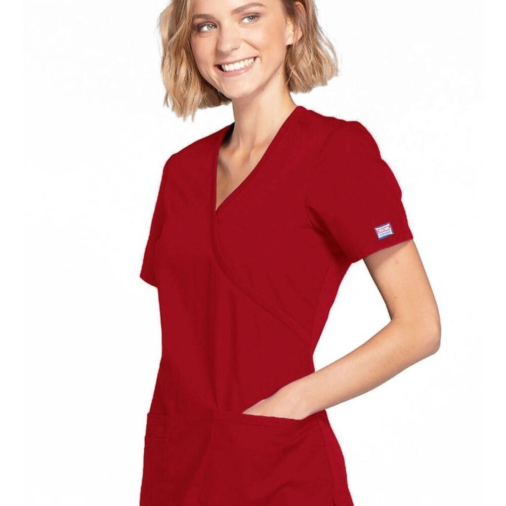 Conjunto Polera Y Pantalón Clinico Cherokee Matrona Rojo image number 3.0