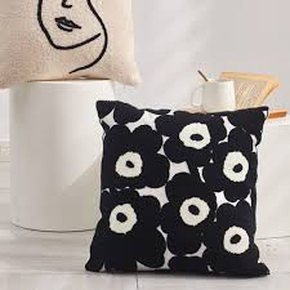 Set De 2 Cojines Bordados De Flor image number 2.0