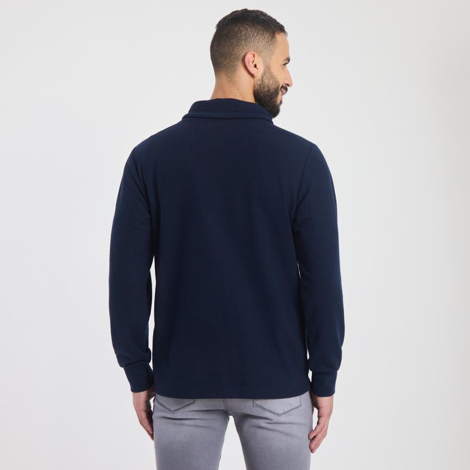 Poler&oacute;n Liso Slim Cuello Alto Hombre Az Black image number 3.0