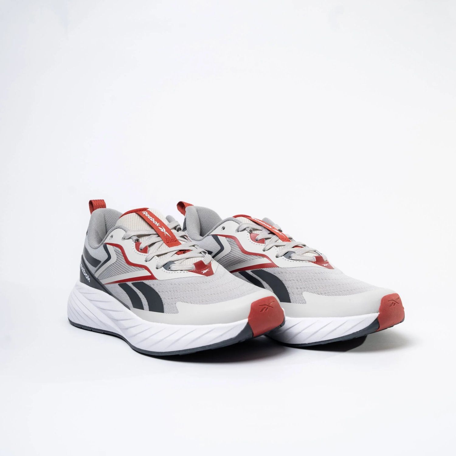 Zapatilla Reebok Verse Hombre Gris image number 1.0
