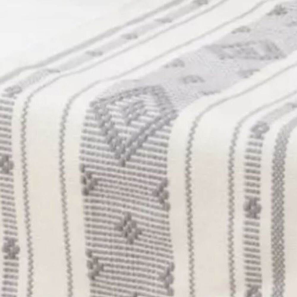 Camino De Mesa Medida 37x180cm Tejido Bordado Gris Rombo image number 2.0