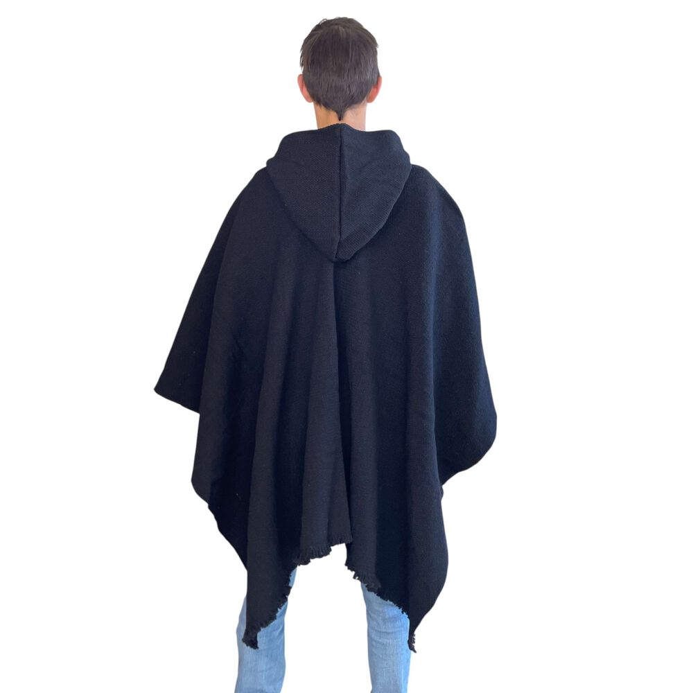 Poncho De Lana image number 2.0