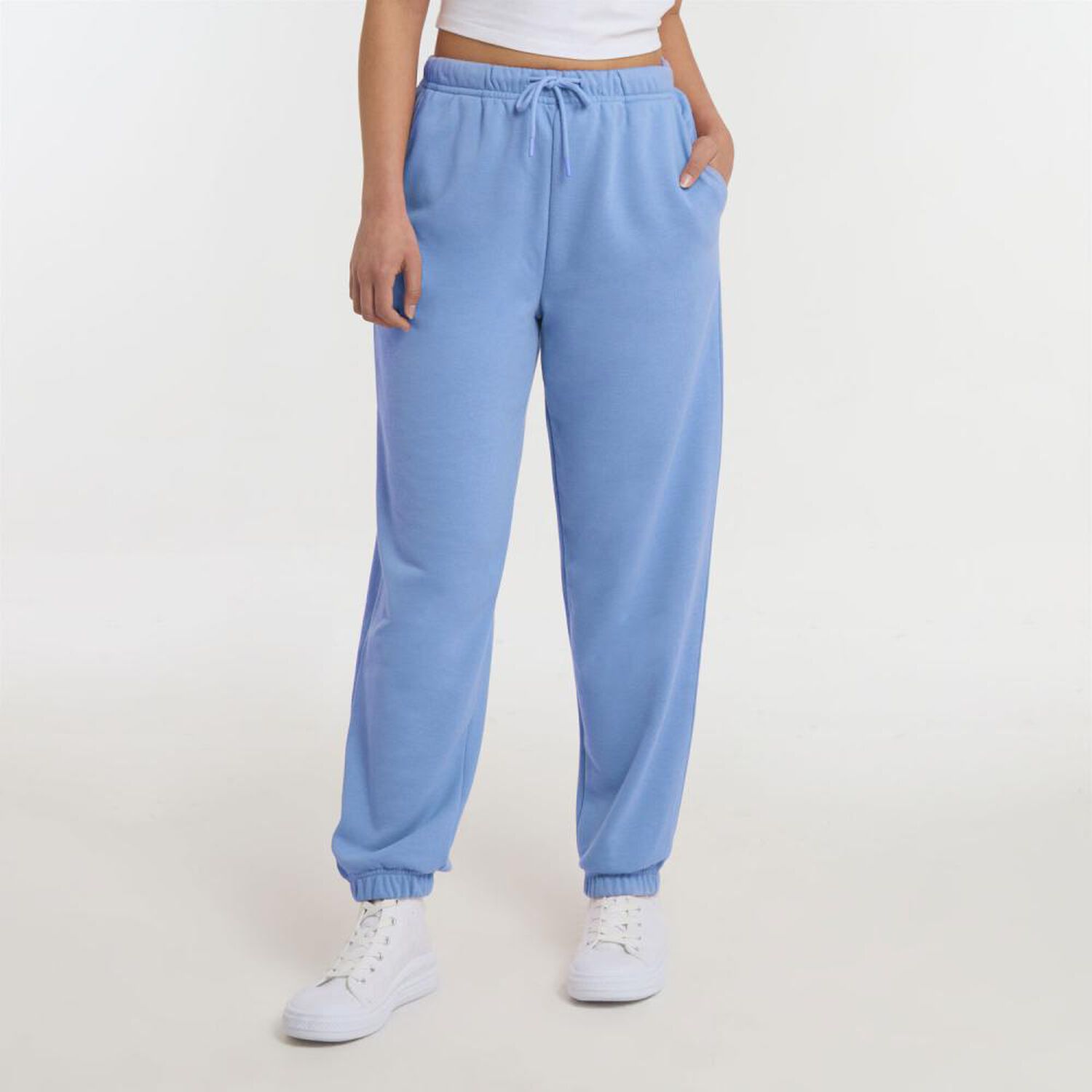 Pantal&oacute;n De Buzo Tiro Medio Jogger Mujer Freedom image number 0.0