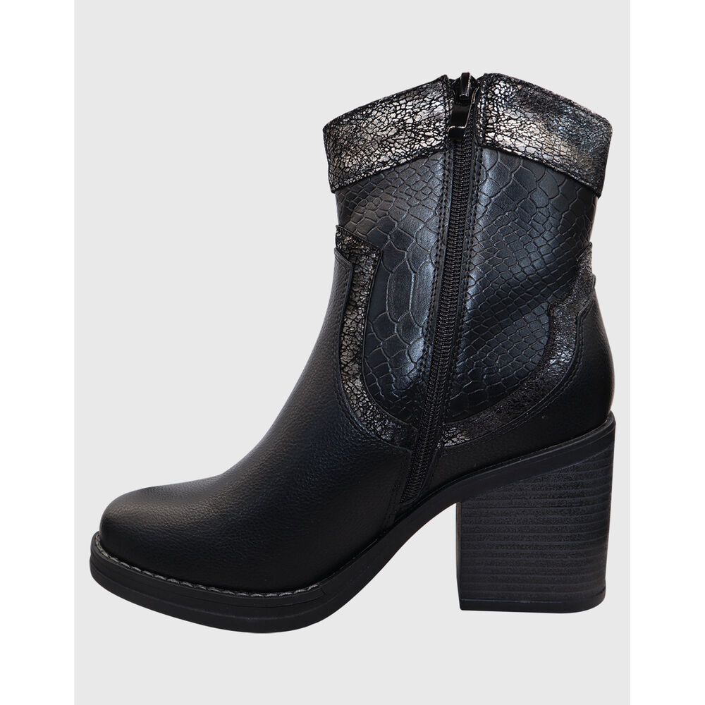 Bota Corta Print Negro image number 3.0