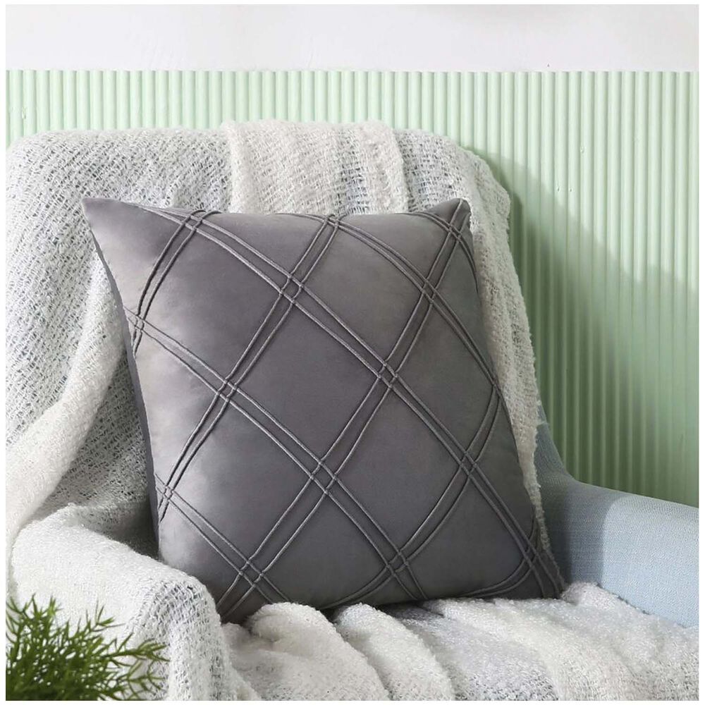 Pack De 02 Fundas De Coj&iacute;n De Terciopelo Con Rayas 45x45 Gris image number 3.0