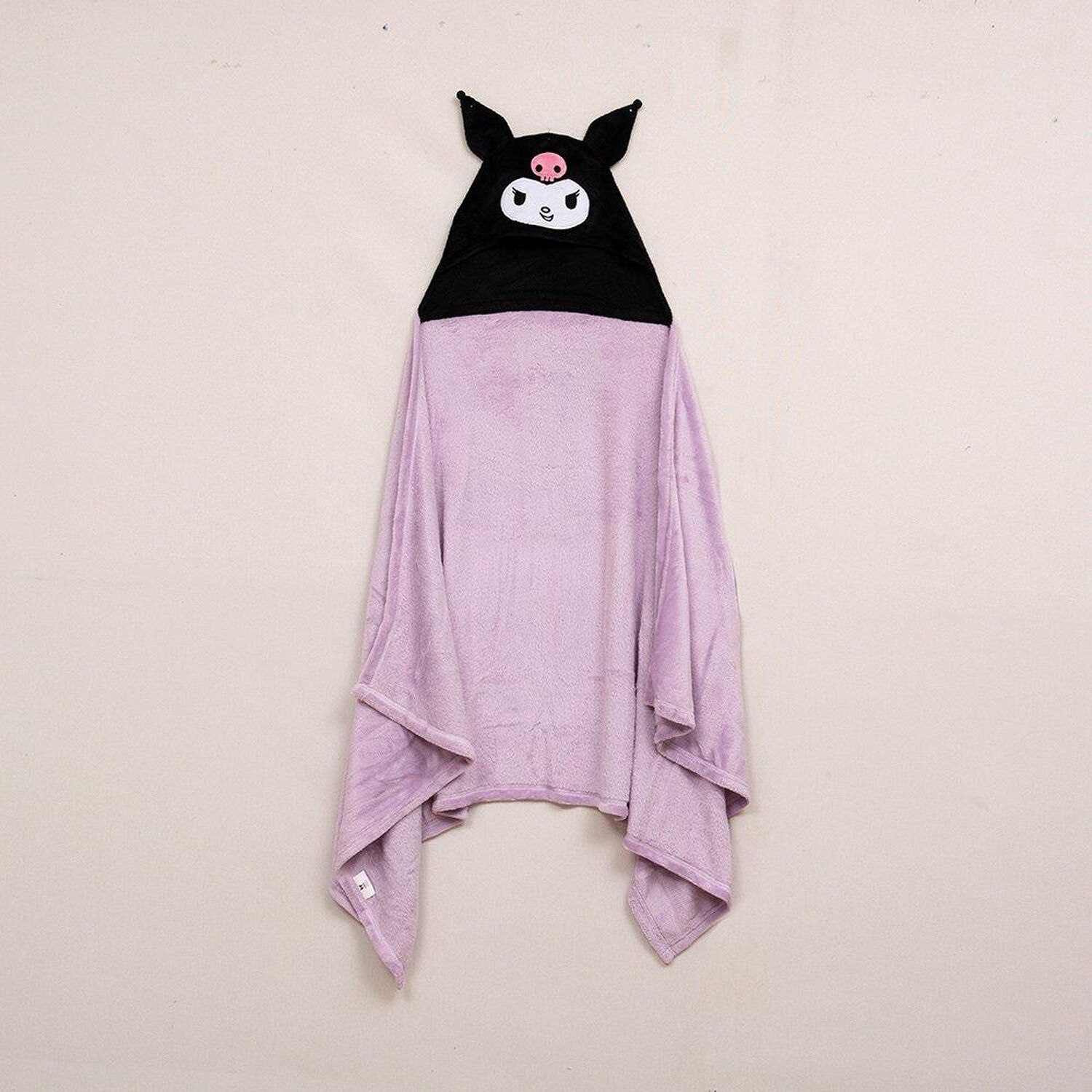Manta Capucha 3d 70x150cm Kuromi image number 1.0