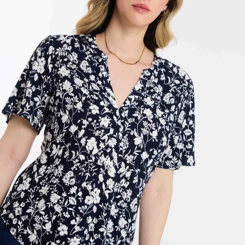 Blusa Full Print Manga Corta Cuello V Mujer Geeps image number 4.0