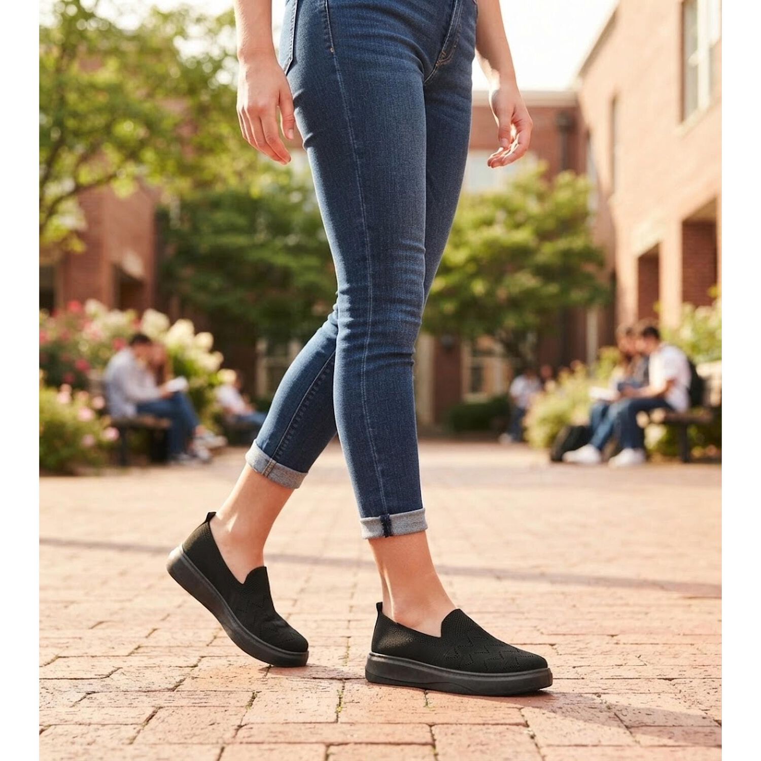 Zapatilla Arpi Full Negro Alquimia image number 4.0