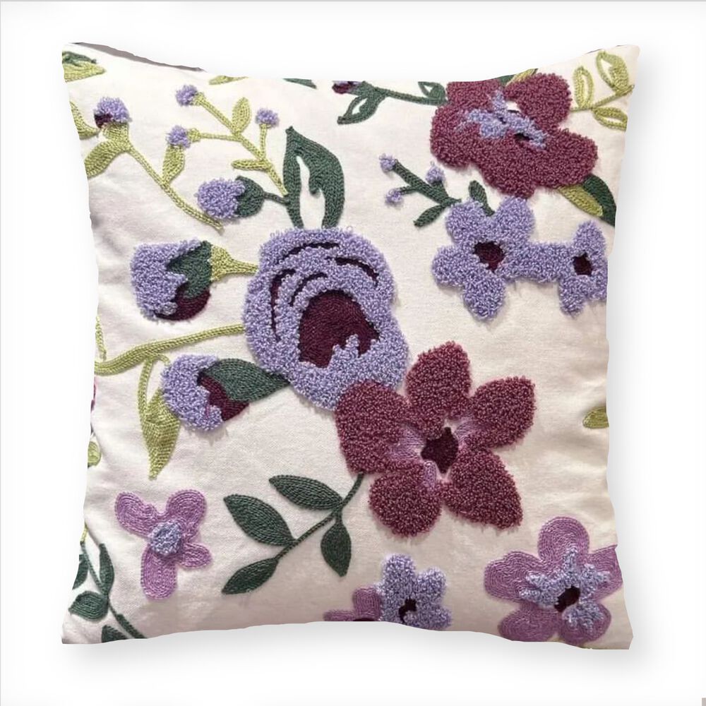 Funda Cojin Bordada 45x45 Cm Flores Lila image number 0.0