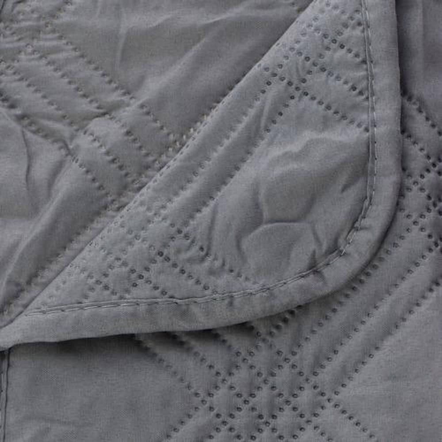Quilt Andes Liso Gris King image number 3.0