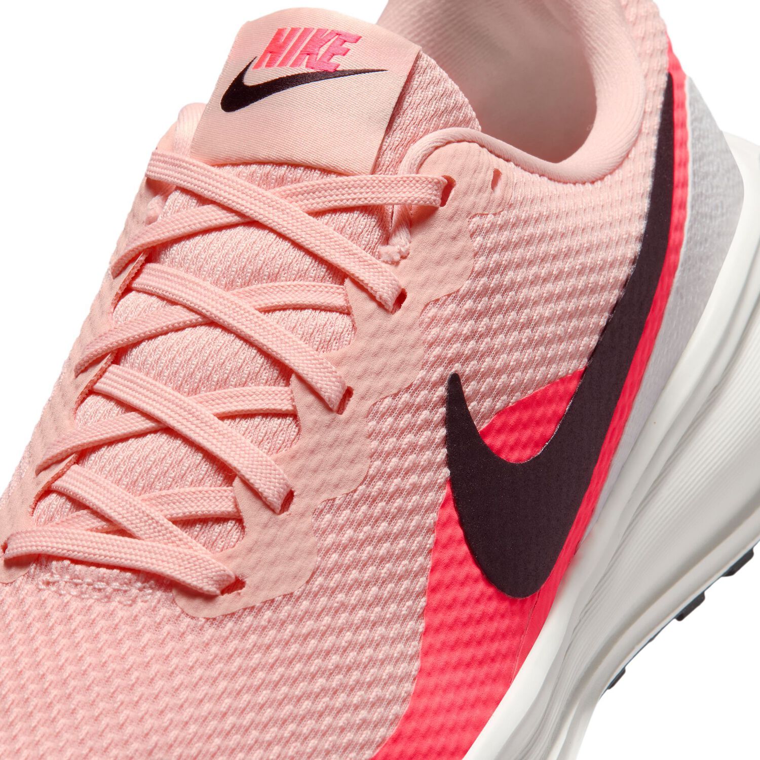 Zapatilla Nike Revolution 8 Mujer Naranjo image number 7.0