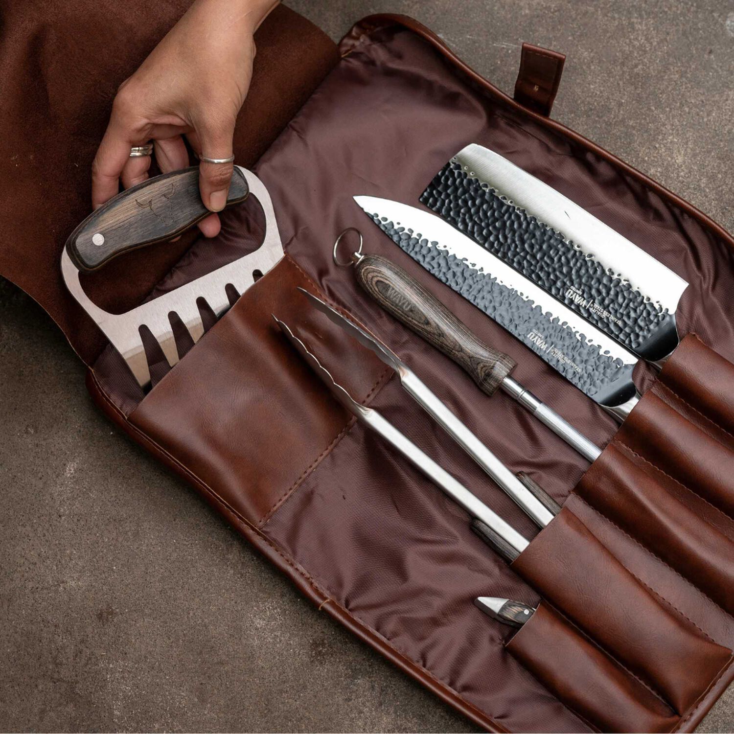 Wayu Set Parrillero Pu Cuero Premium image number 4.0
