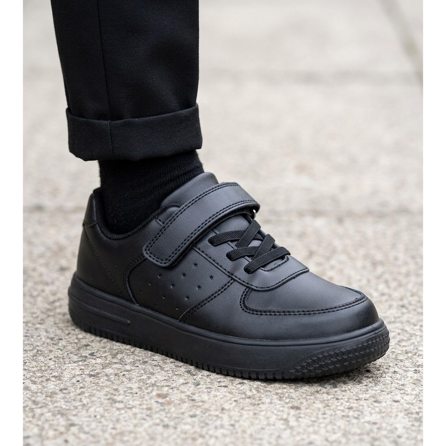 Zapatilla Escolar Lezat Negro Uns image number 5.0