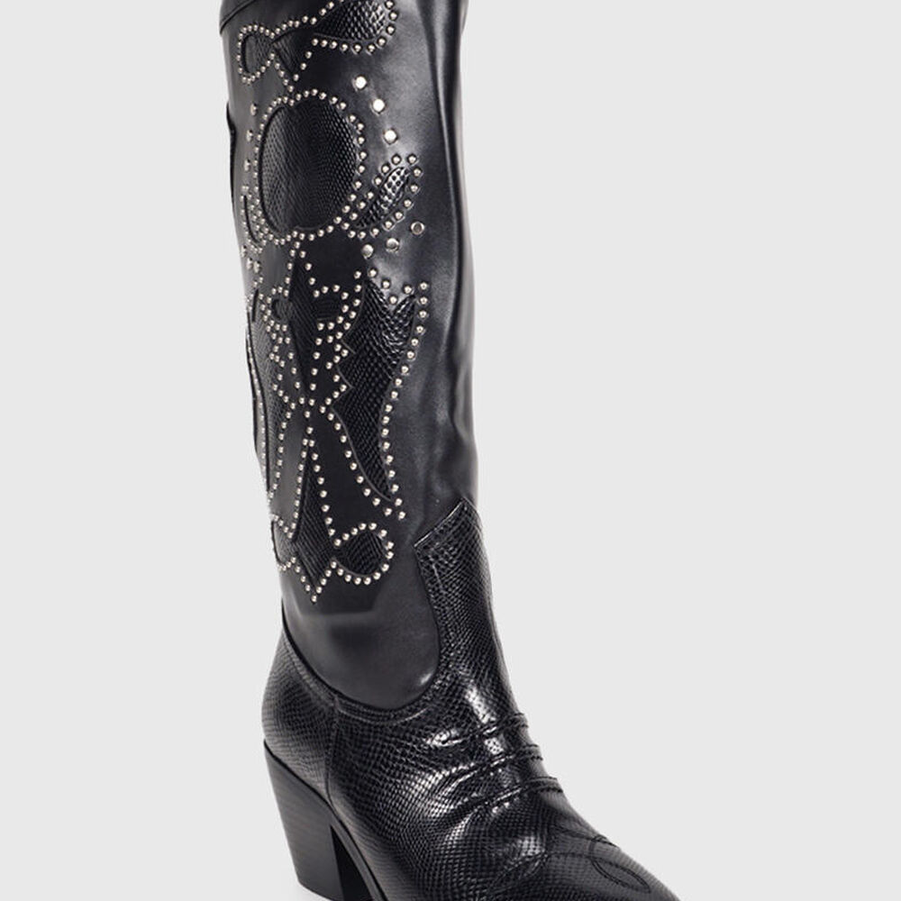 Bota Nabila Negro Tachas image number 2.0