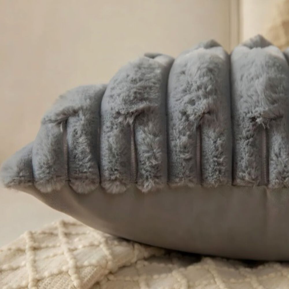 Set Piecera Premium + 2 Fundas Coj&iacute;n Gris image number 3.0