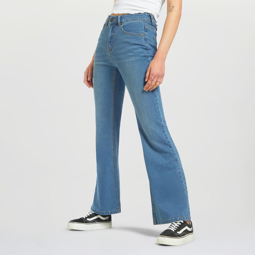 Jeans Tiro Alto Flare Mujer Freedom en Oferta | Hites.com