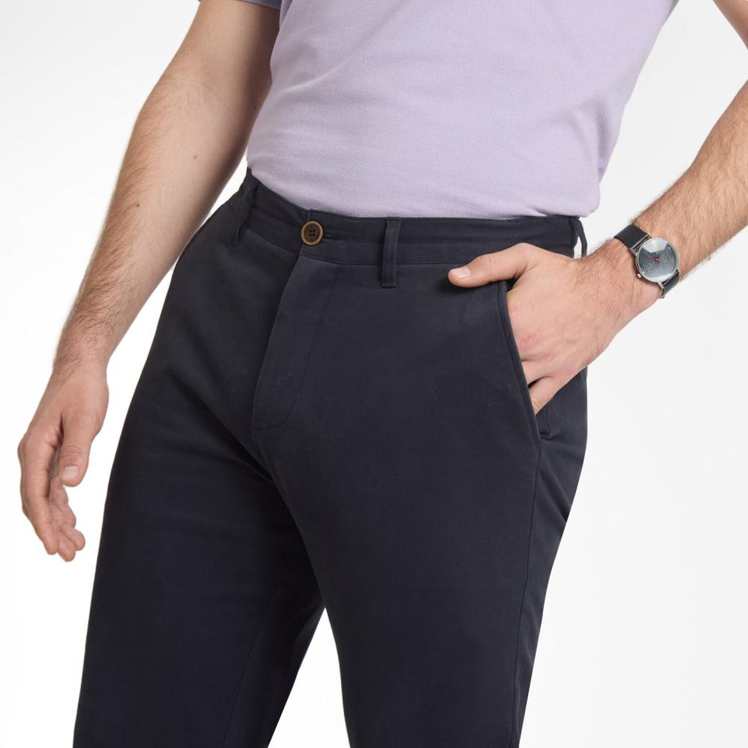 Pantal&oacute;n Liso Tiro Medio Regular Hombre Peroe image number 4.0