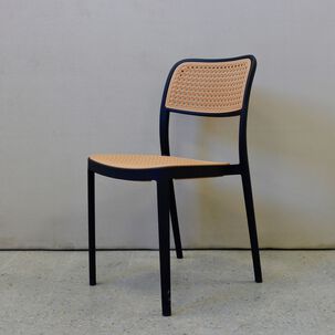 Silla De Terraza Hoffman De Polipropileno Con Respaldo Ergon&oacute;mico Apilable