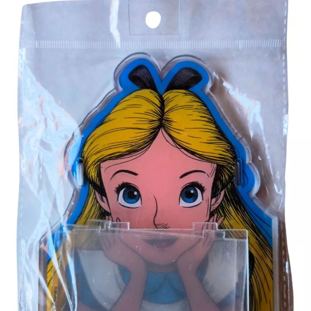 Portalápices Acrílico Alicia Disney image number 4.0