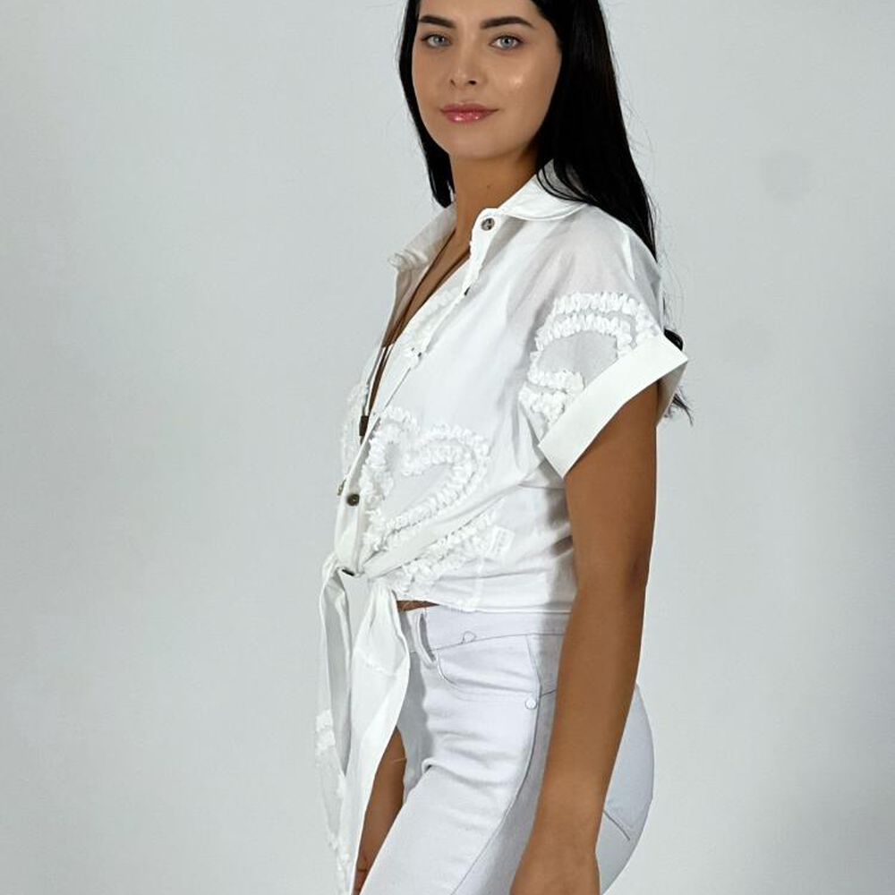 Blusa Amarrada Bordada Corazones image number 10.0
