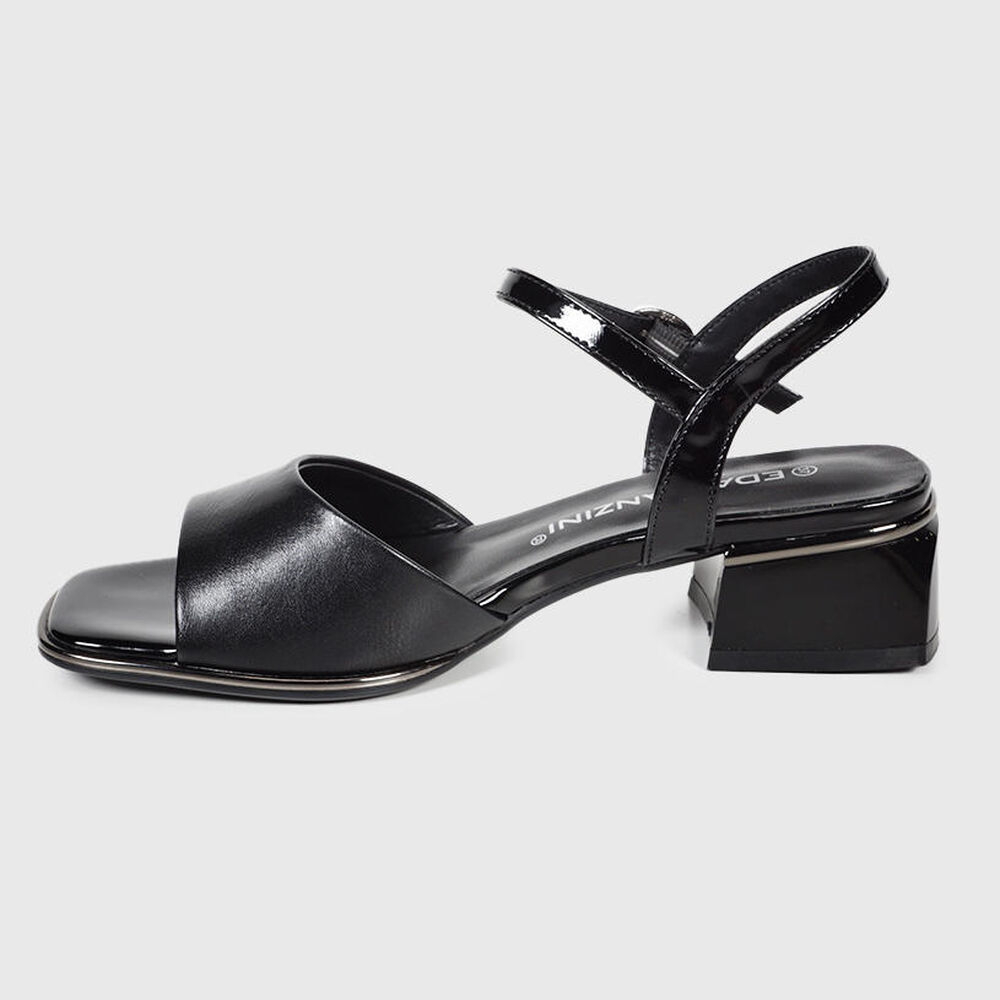 Sandalia Pietra Negro image number 4.0