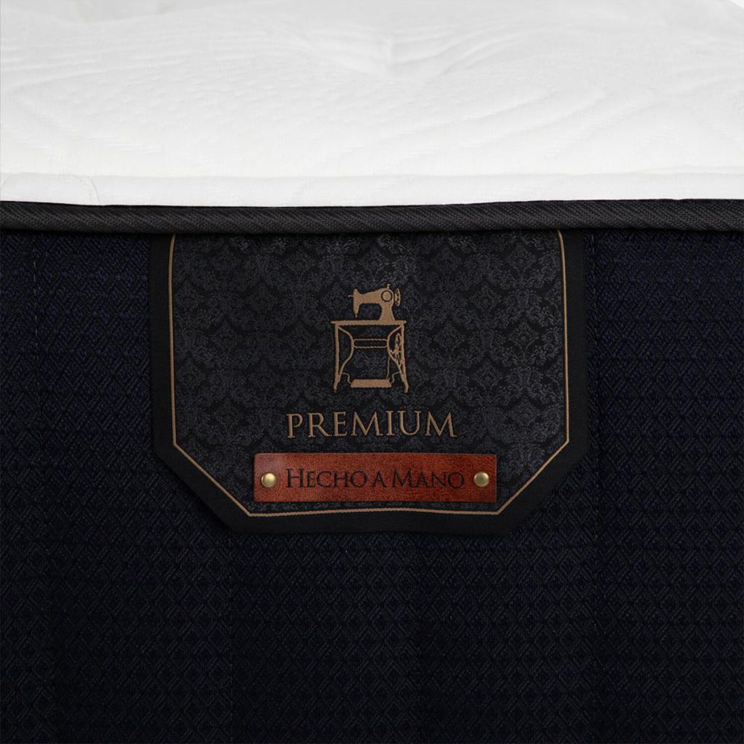 Cama Europea Cic Linea Premium / 2 Plazas / Base Dividida + Respaldo image number 8.0
