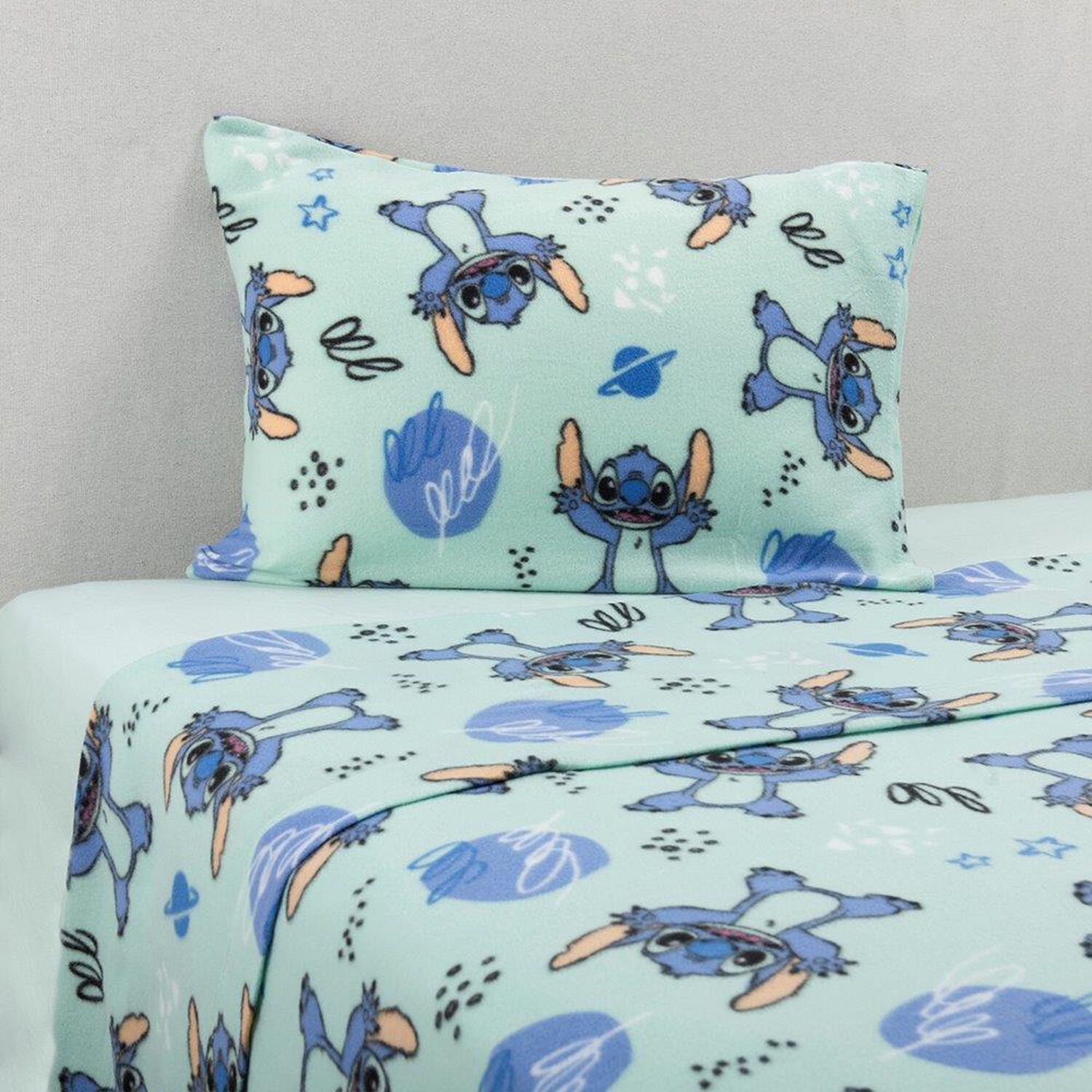 Sabana Polar 1.5 Plazas Disney-stitch Sorpresa image number 0.0