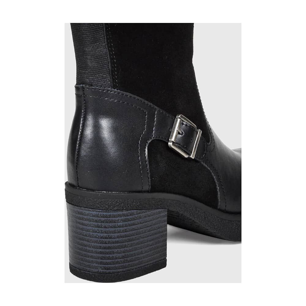 Bota Cuero Usune Negro image number 5.0