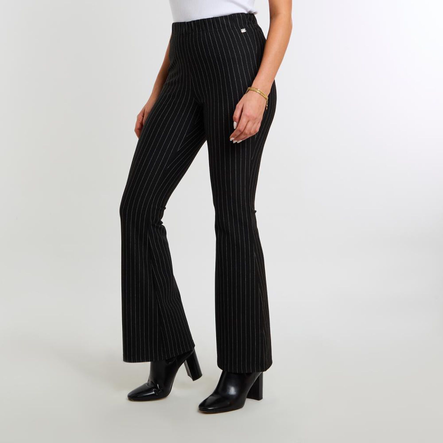 Leggins Pretina El&aacute;sticada Tiro Medio Flare Mujer Kimera image number 2.0
