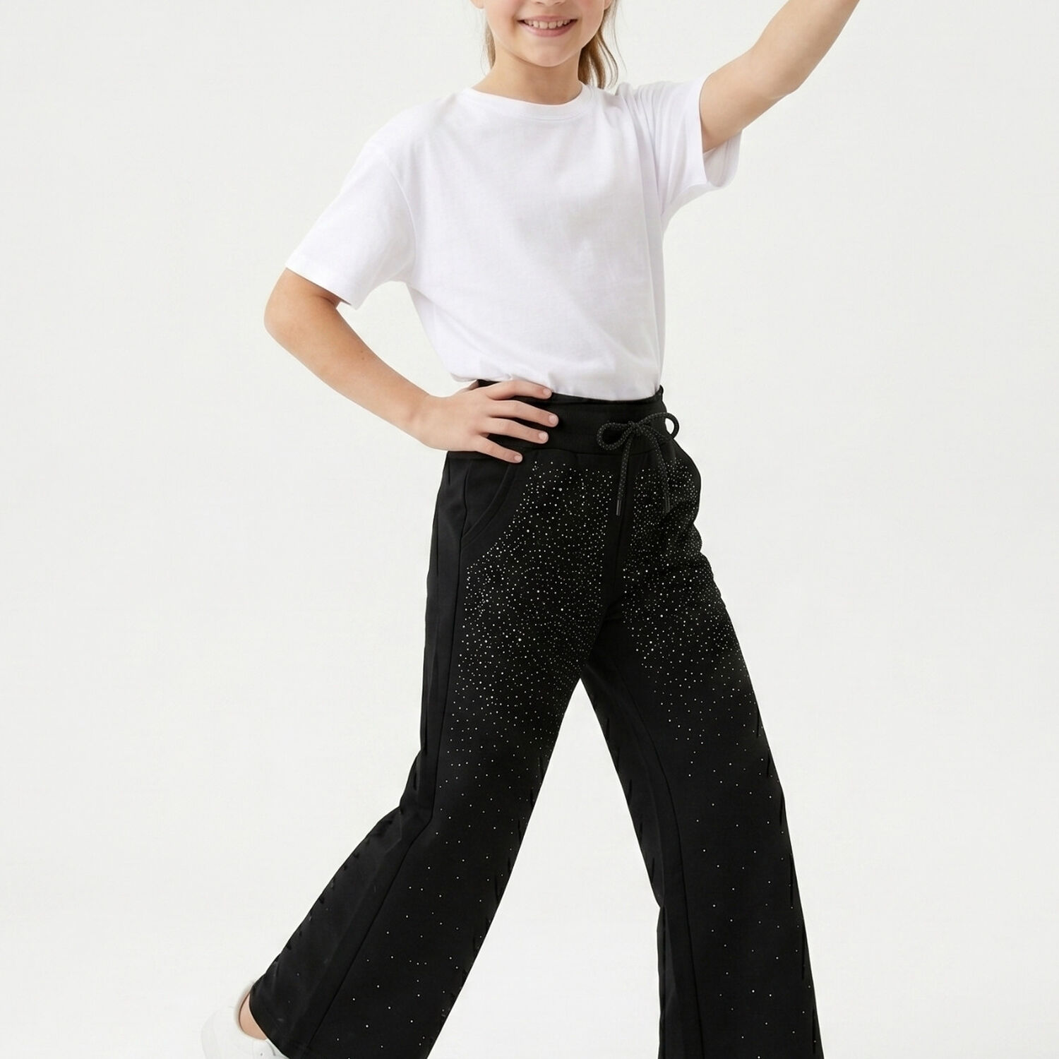 Pantal&oacute;n Buzo Ni&ntilde;a Wide Leg Brillos Algod&oacute;n Moda Urbana image number 1.0