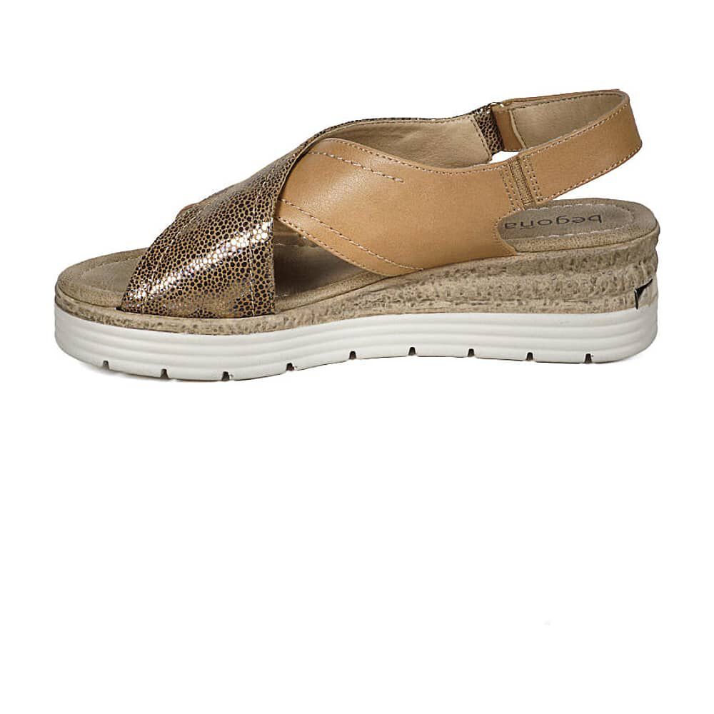 Sandalia Ceren Beige image number 4.0