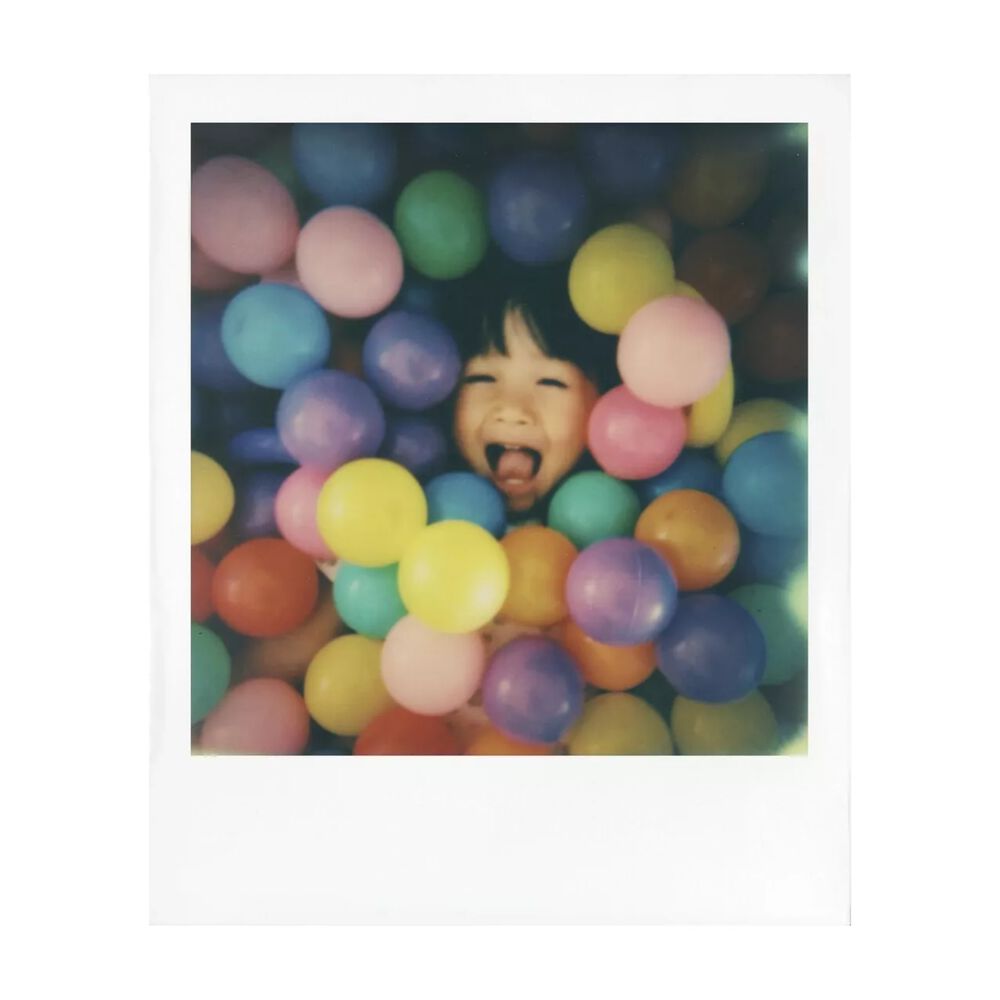 Polaroid Papel Fotogr&aacute;fico Color 600 Film 40 Exposiciones image number 2.0