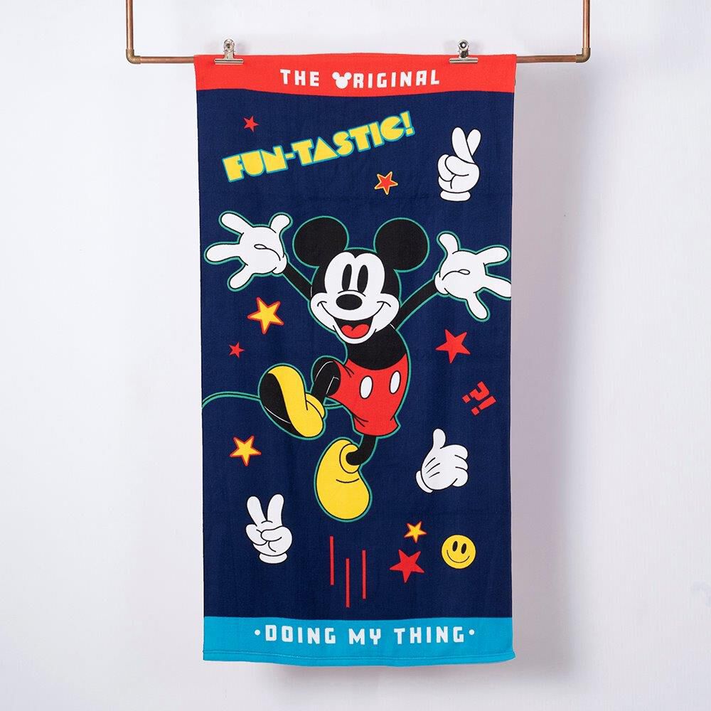 Set Toalla 70x140 + Lentes De Sol Mickey image number 0.0