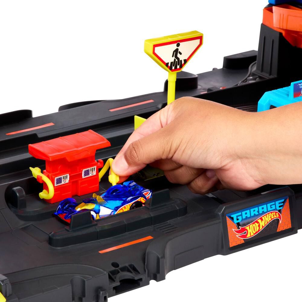 Autopista Hotwheels City Ultimate Garage image number 5.0