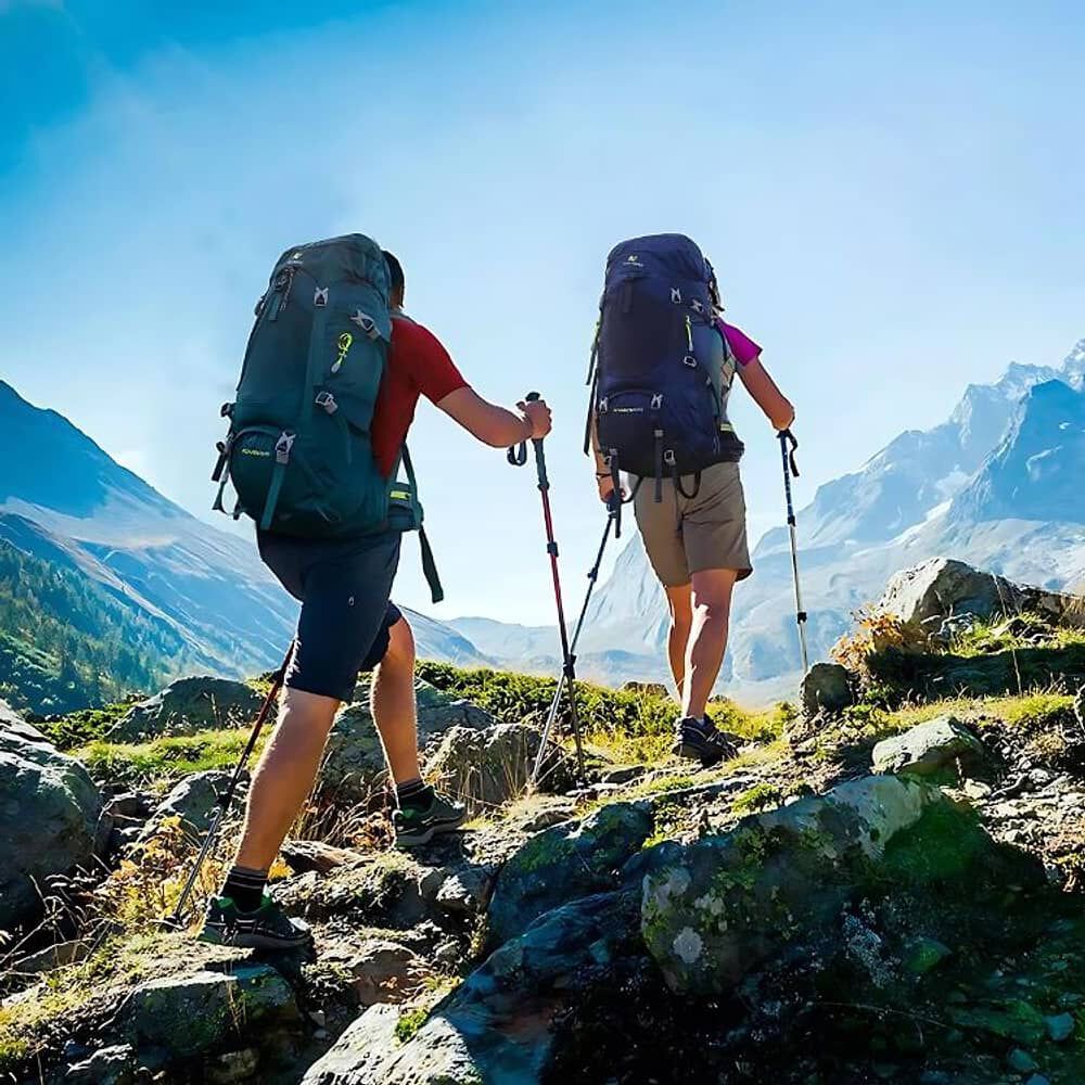 Mochila De Senderismo 65l Monta&ntilde;ismo Impermeable Y Liviana image number 4.0