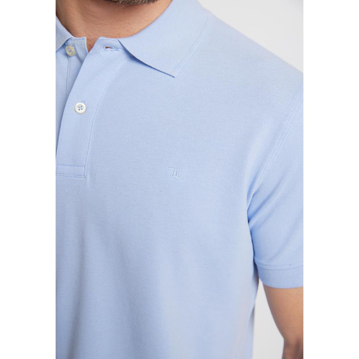 Polera Slim Lisa Manga Corta Cuello Piqu&eacute; Hombre Trial image number 3.0