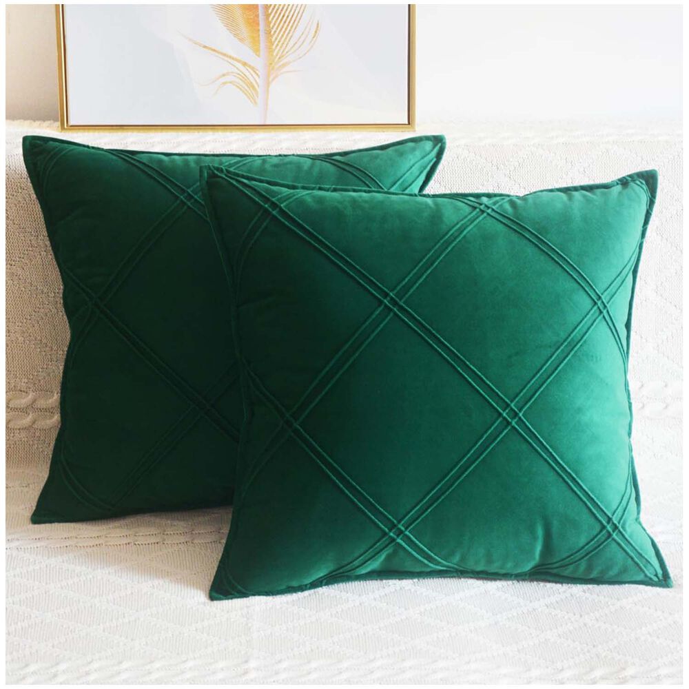 Pack De 02 Fundas De Coj&iacute;n De Terciopelo Con Rayas 45x45 Verde image number 2.0