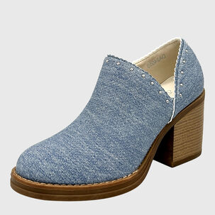 Botín Para Mujer Con Taco De 8 Cm, Cierre Lateral Y Tachas Decorativas Celeste.