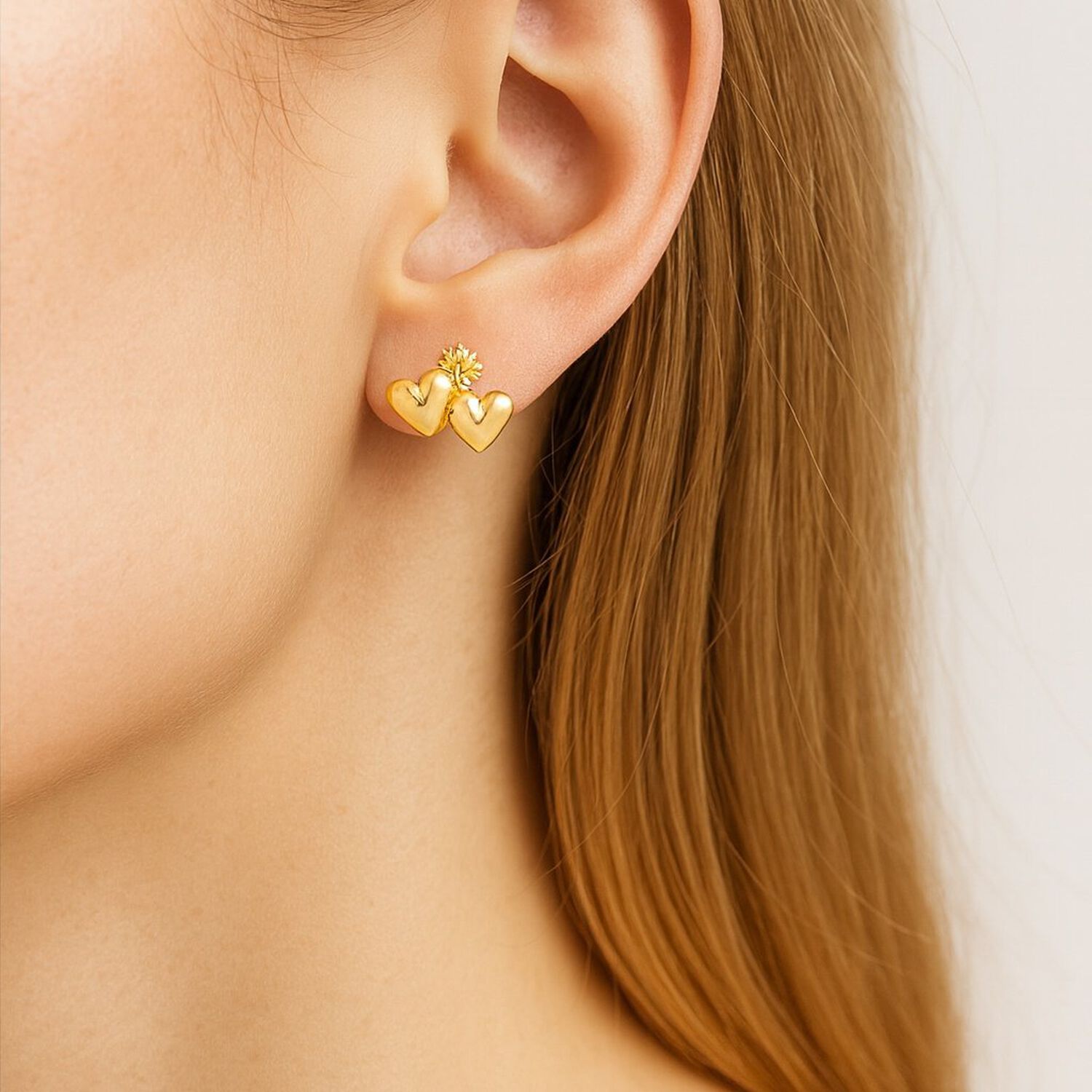 Aros Doble Coraz&oacute;n Oro 18k Atornillados 1.10gr Mujer Ni&ntilde;a Hipoalerg&eacute;nicos image number 1.0