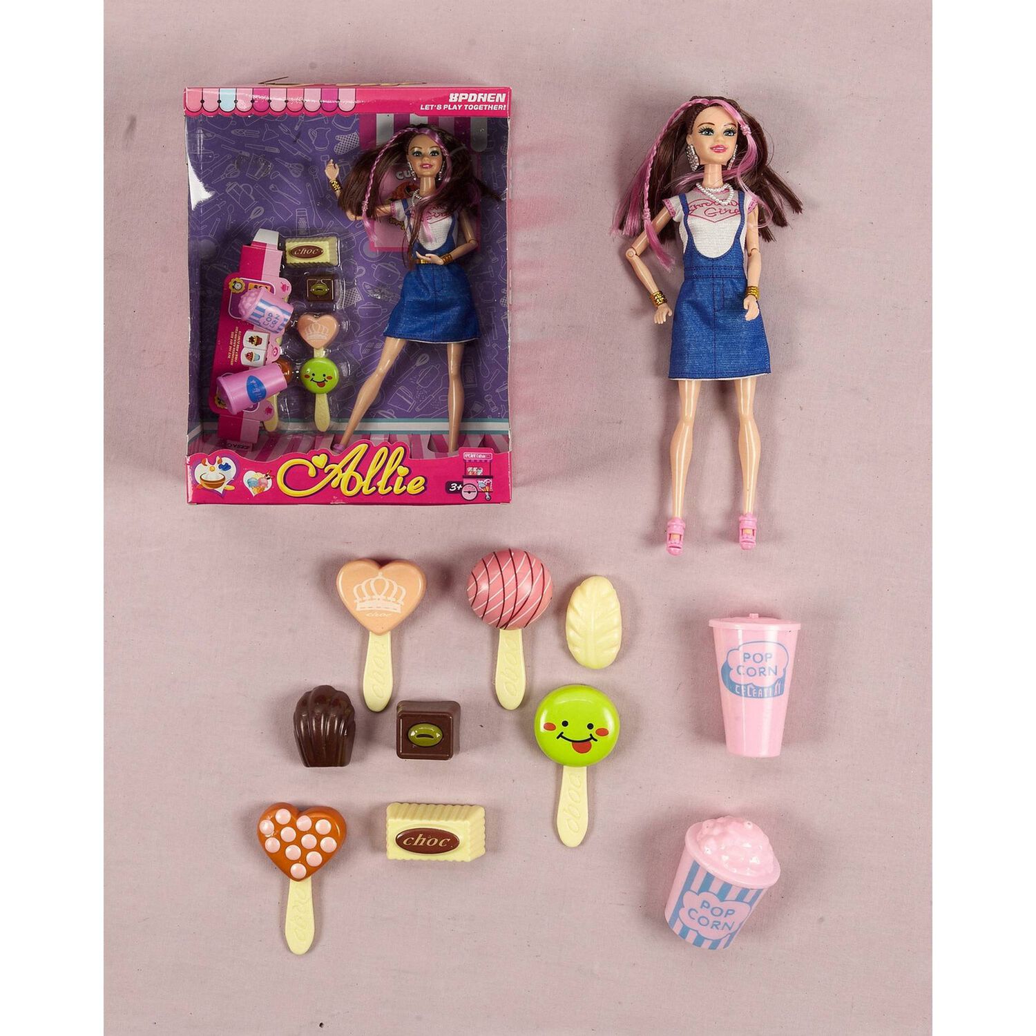Mu&ntilde;eca Para Ni&ntilde;as Allie Tienda De Cupcakes image number 3.0