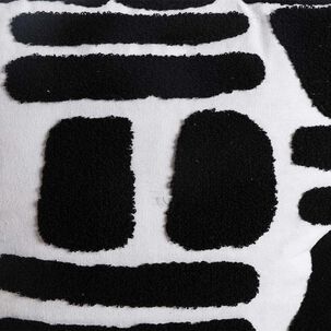 Cojin Blanco Con Dise&ntilde;o Negro Az Home / 40x40 Cm